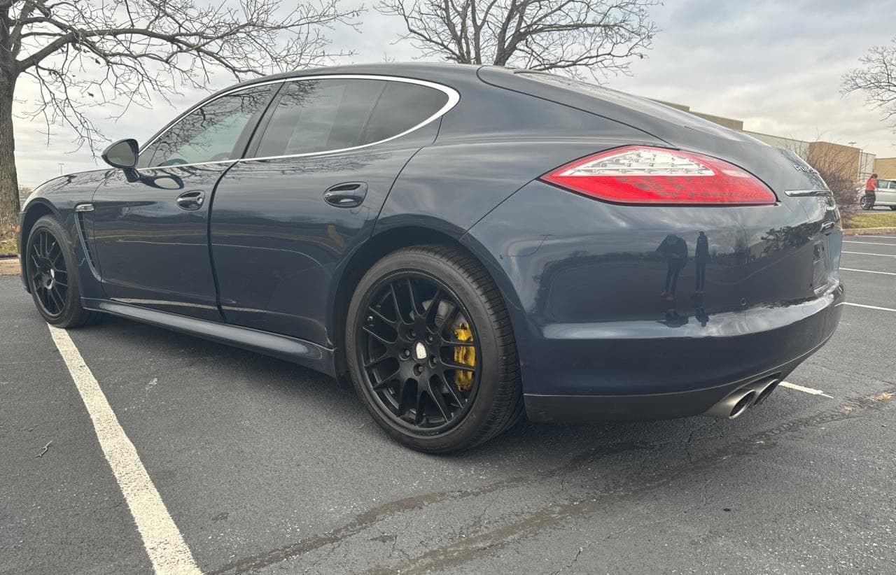 2010 Porsche Panamera 4S - foto 3