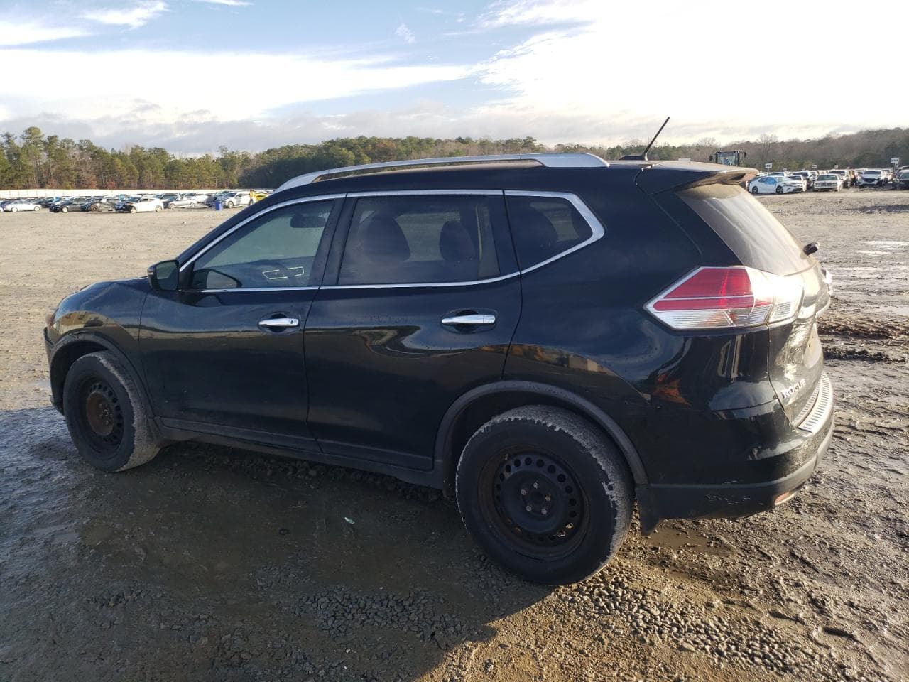 2016 Nissan Rogue S - foto 2