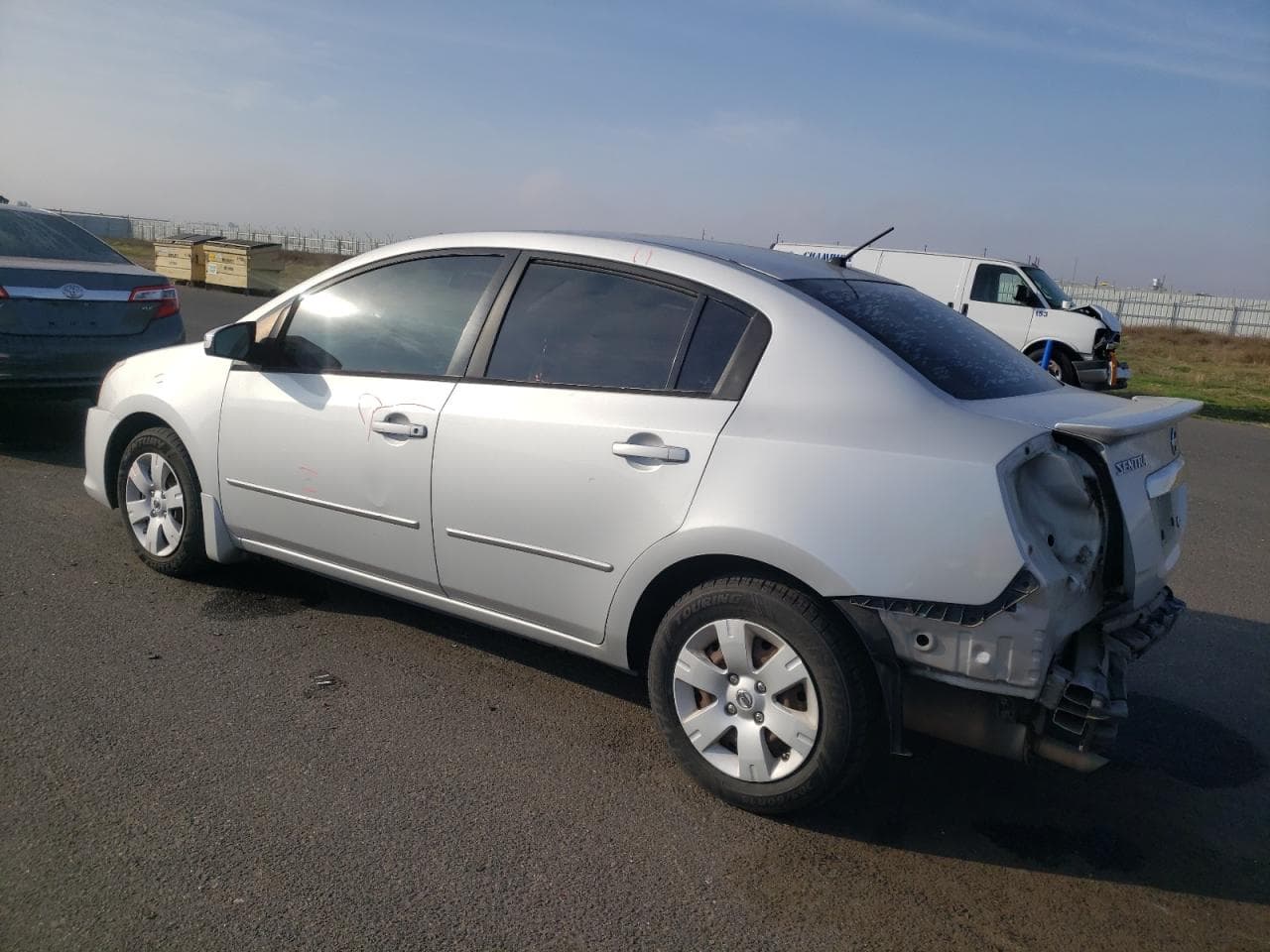 2012 Nissan Sentra 2.0 - foto 2