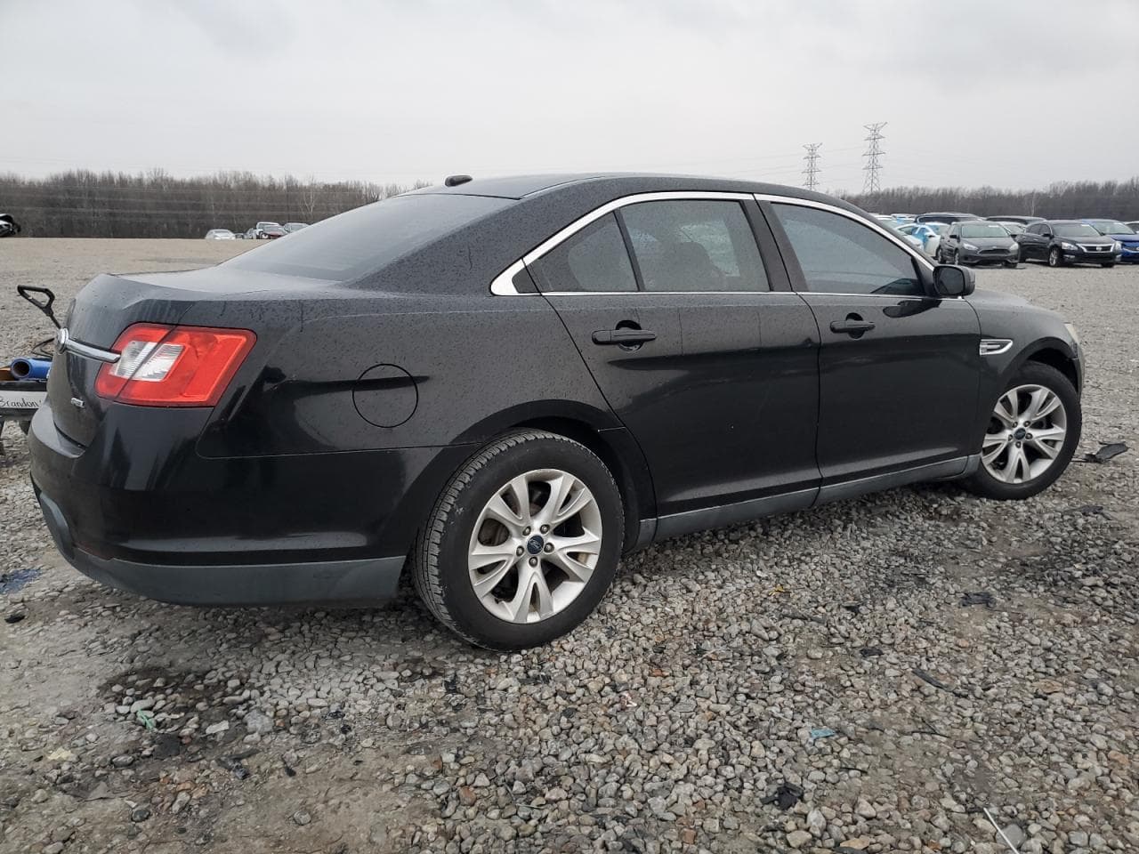 2011 Ford Taurus - foto 3