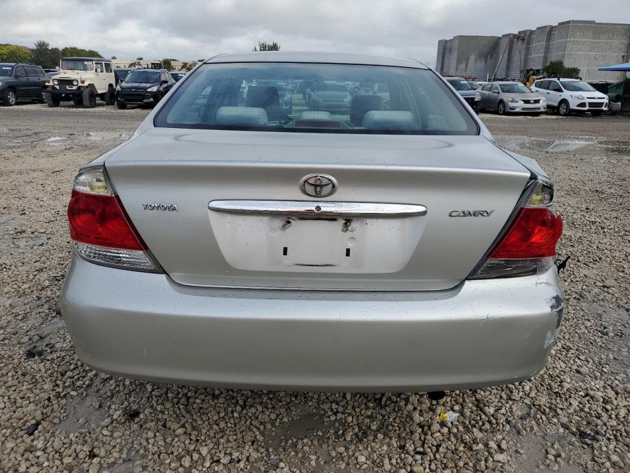 2006 Toyota Camry Std - foto 2
