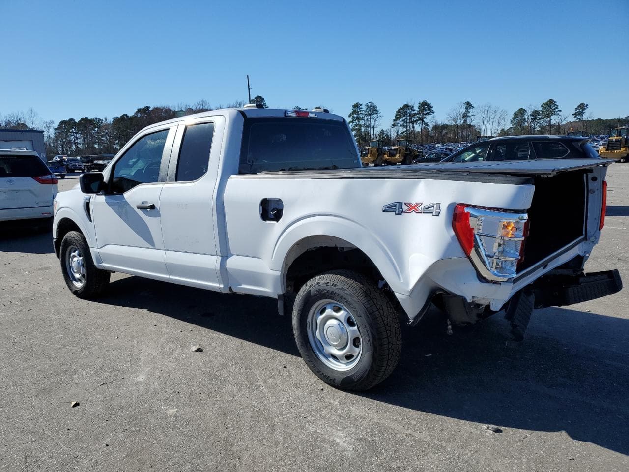 2022 Ford F150 Super Cab - foto 2