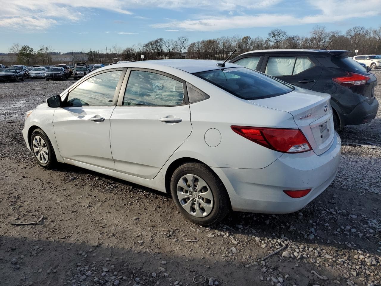 2017 Hyundai Accent Se - foto 2