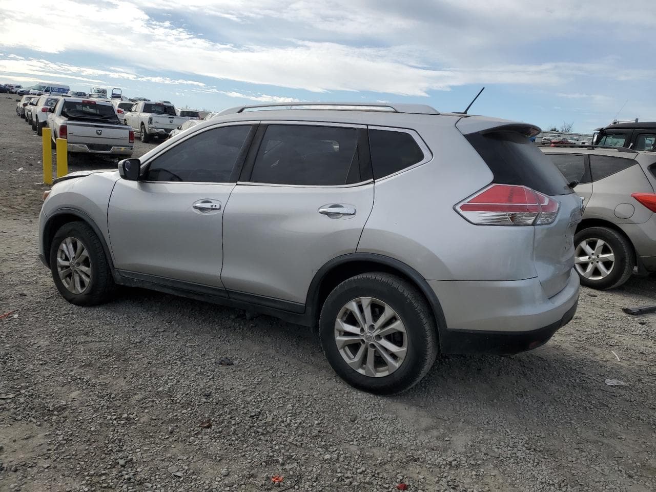 2016 Nissan Rogue S/Sl/Sv - foto 2
