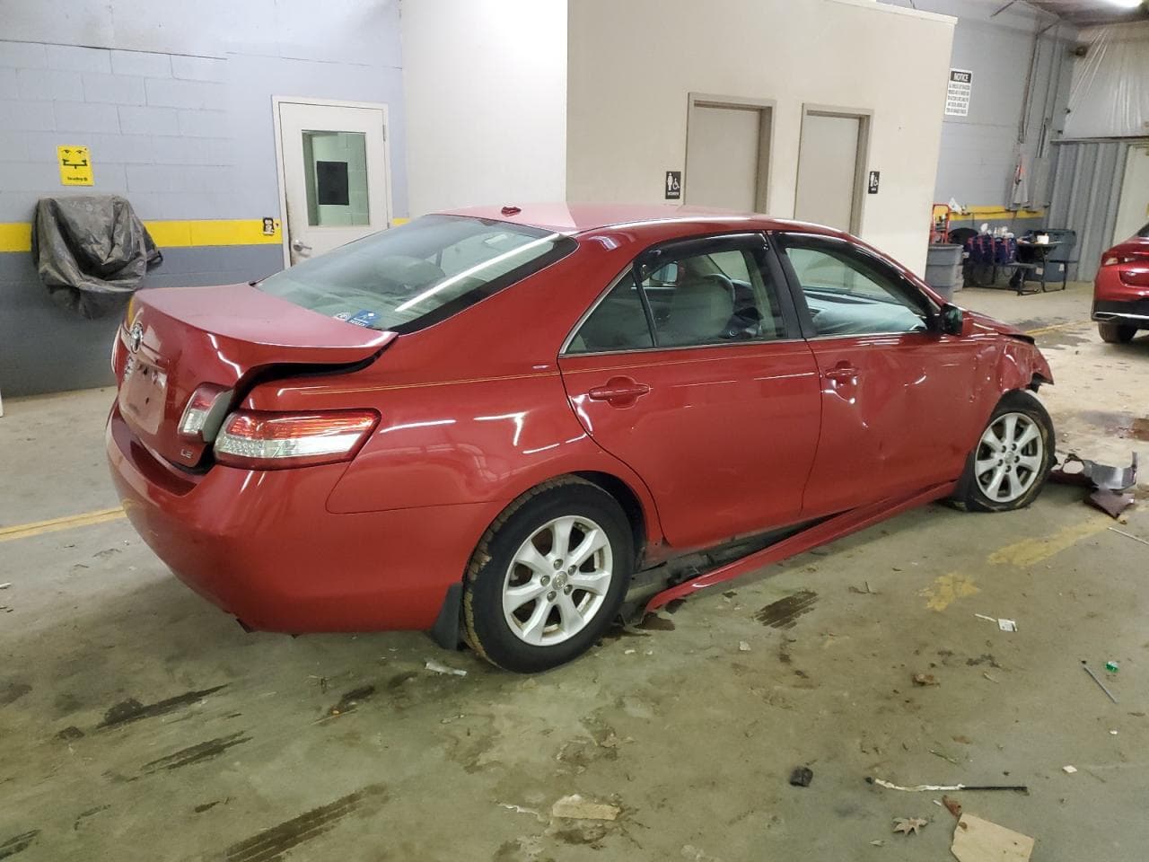 2011 Toyota Camry Base - foto 3