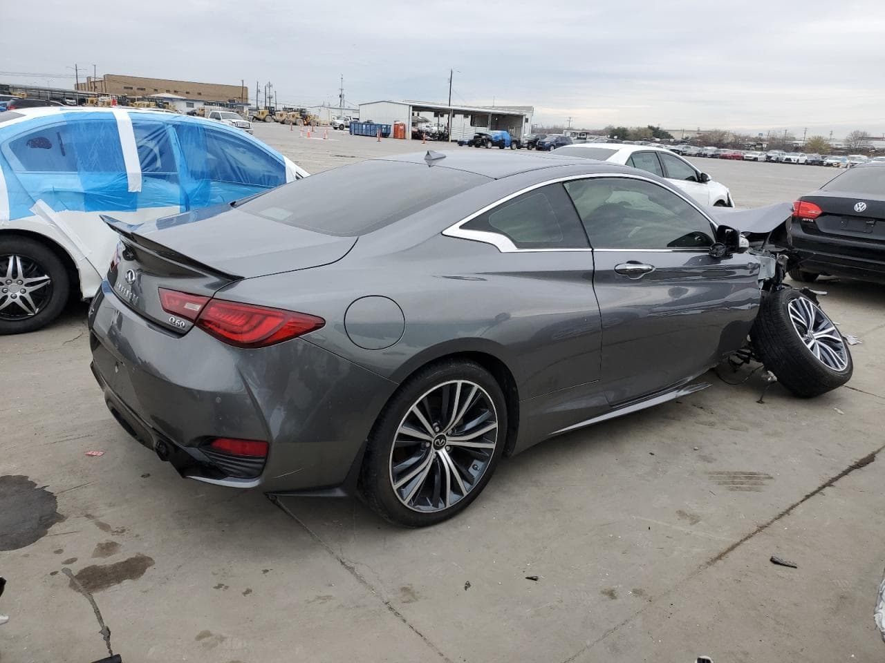2021 Infiniti Q60 Luxe - foto 3
