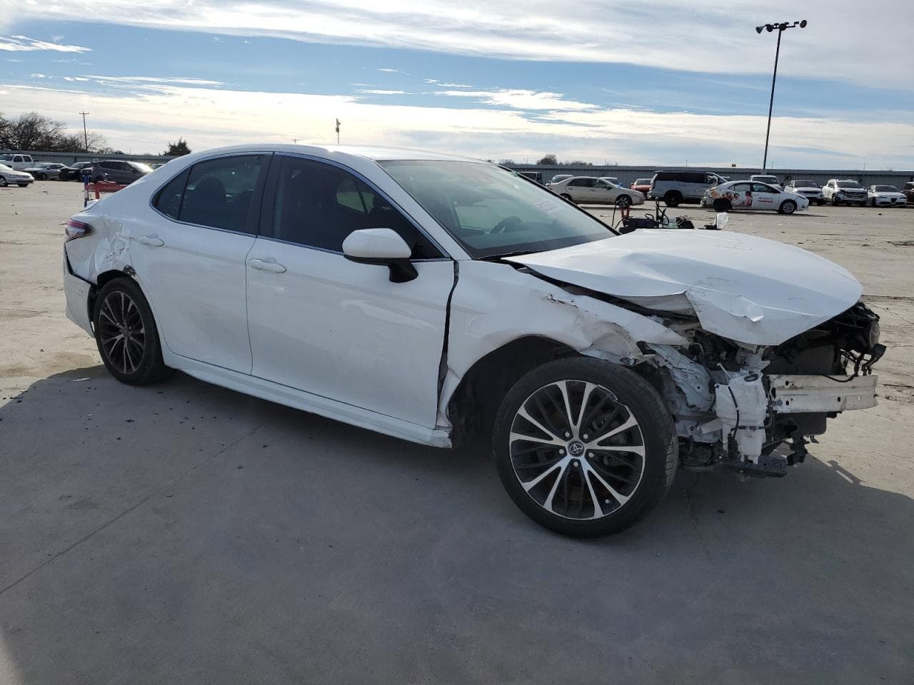 2019 Toyota Camry Se - foto 4