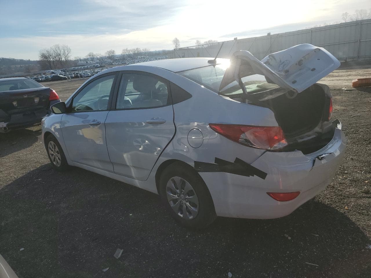 2017 Hyundai Accent Se - foto 2