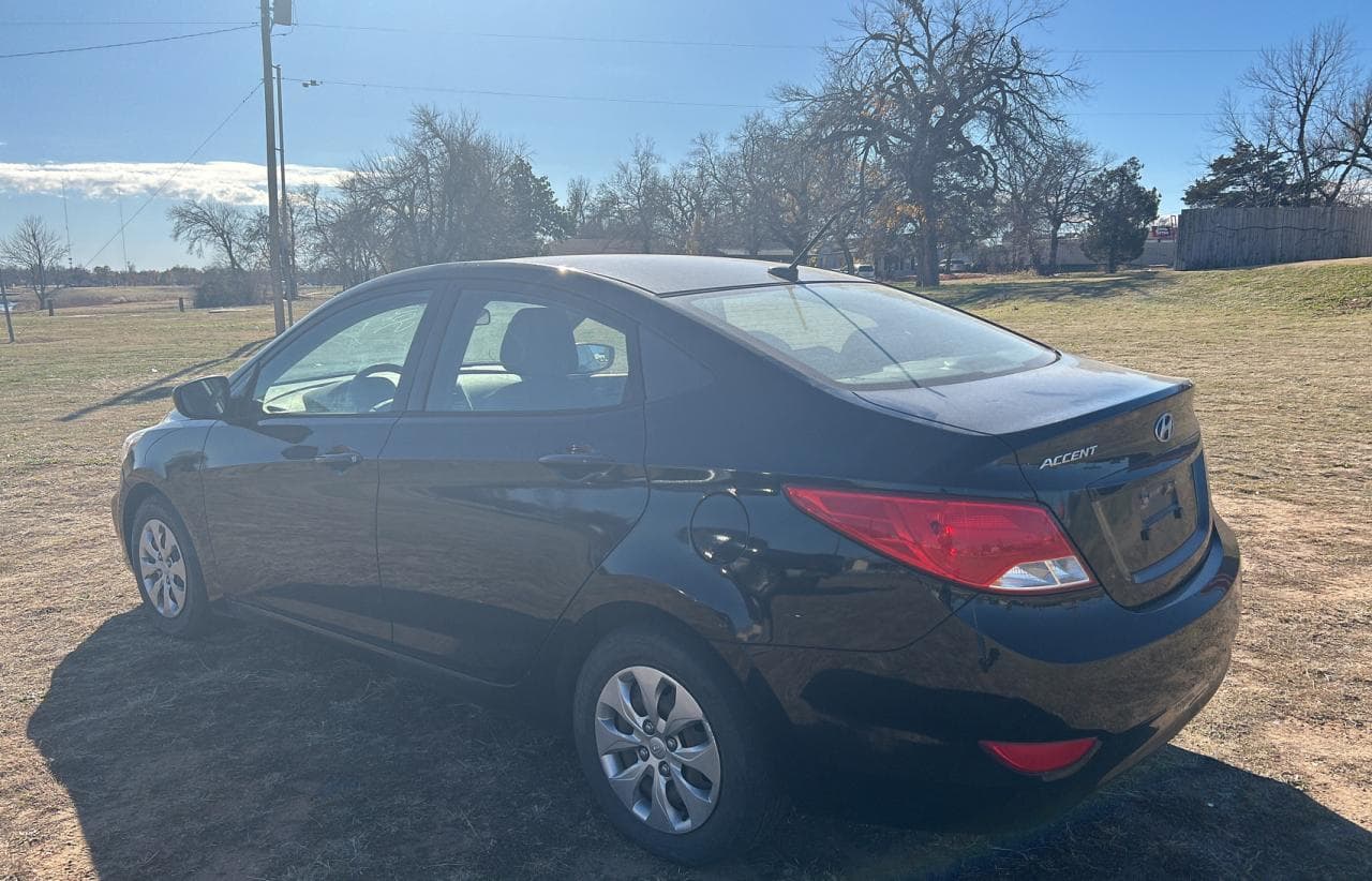 2017 Hyundai Accent Se - foto 3