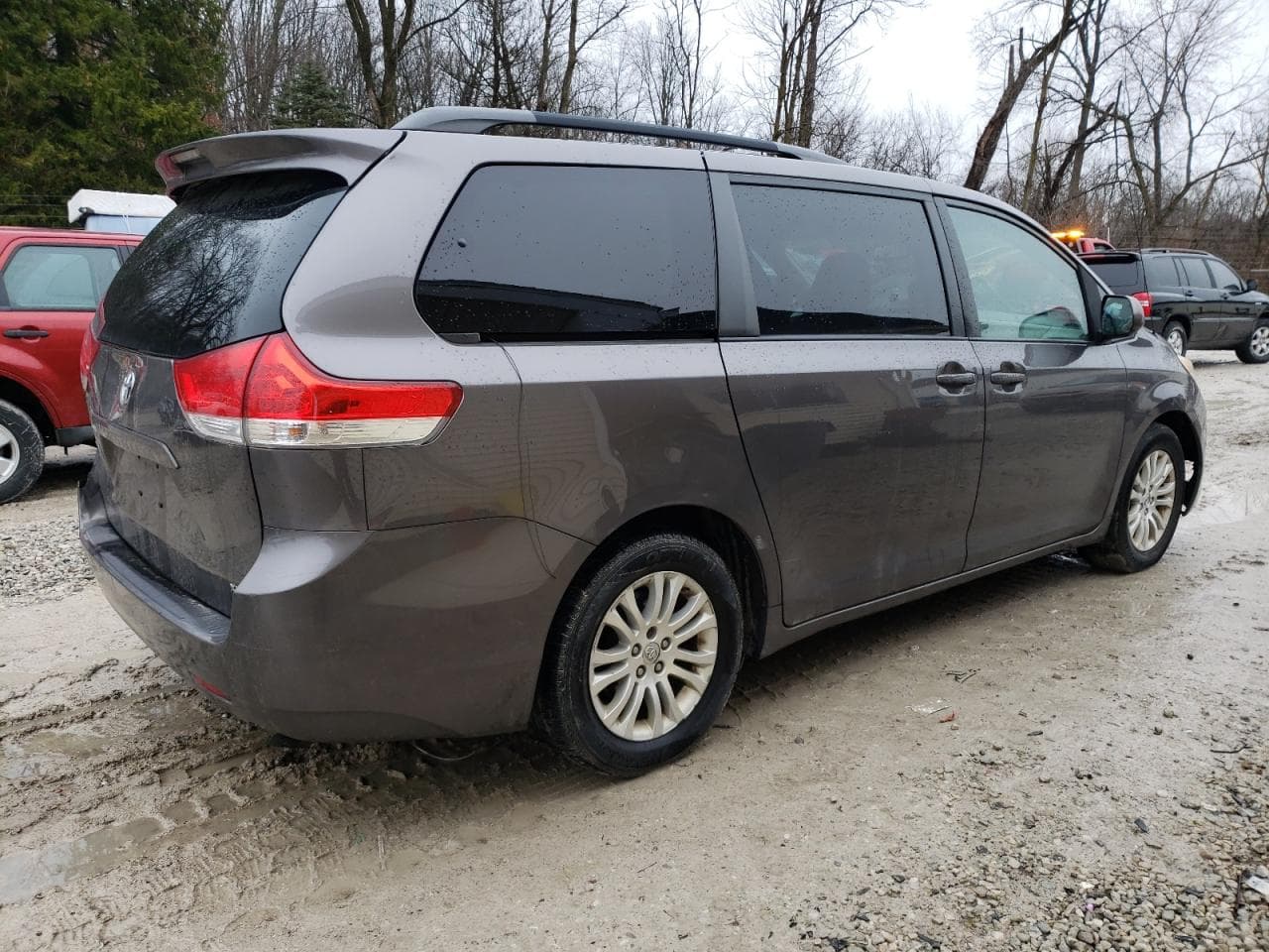 2013 Toyota Sienna Xle - foto 3