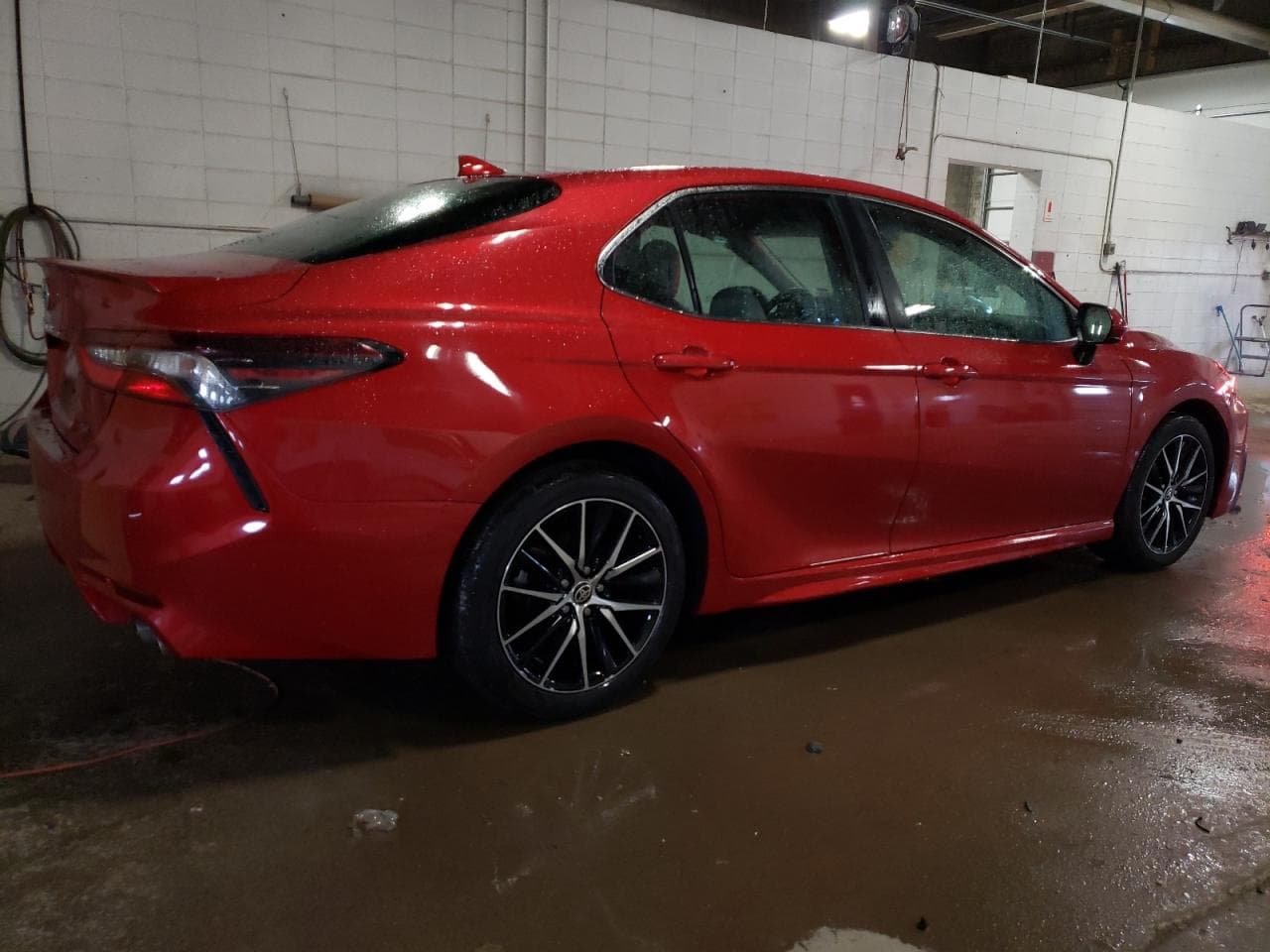 2021 Toyota Camry Se - foto 3