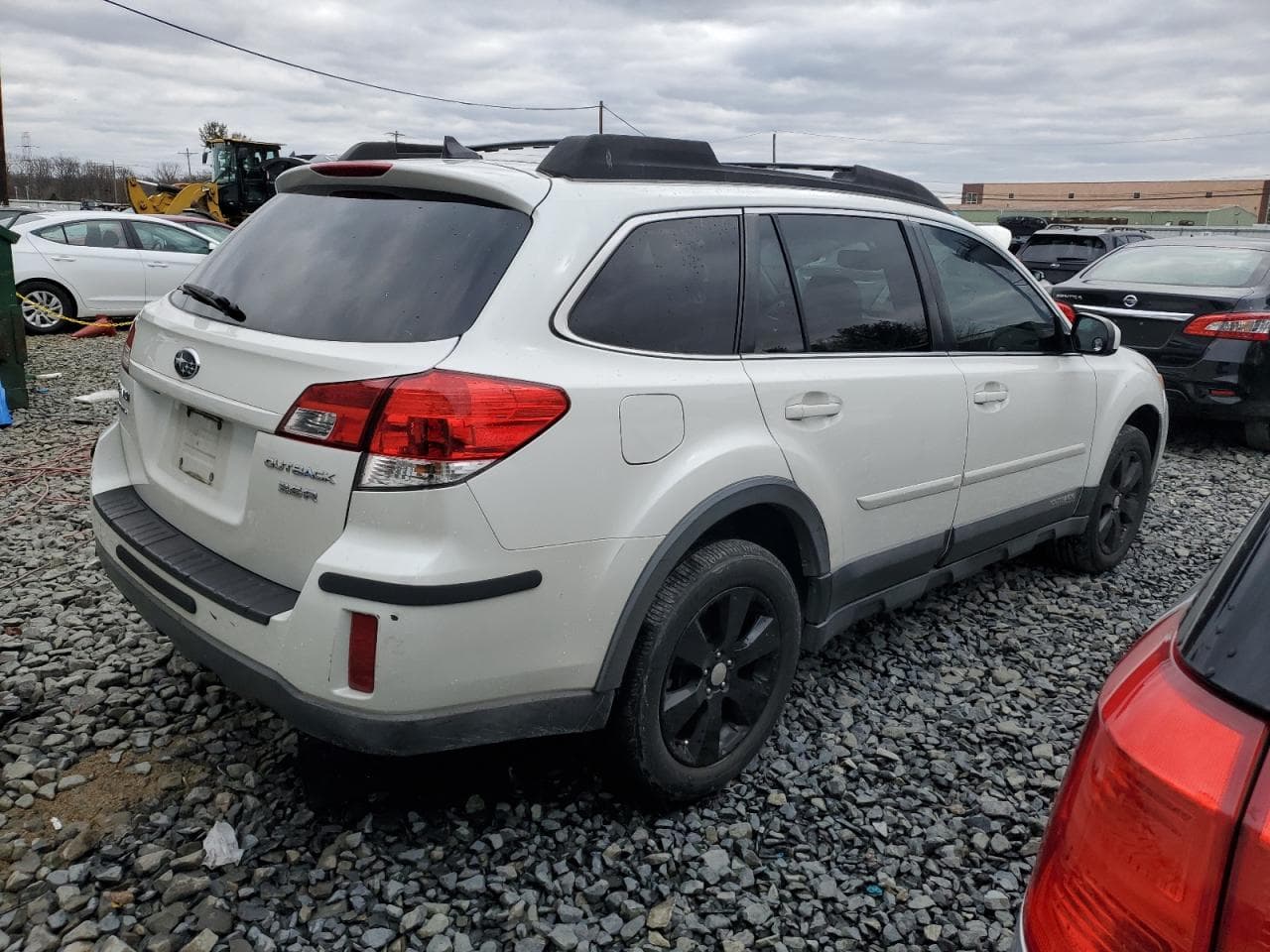 2011 Subaru Outback 3.6R Limited - foto 3