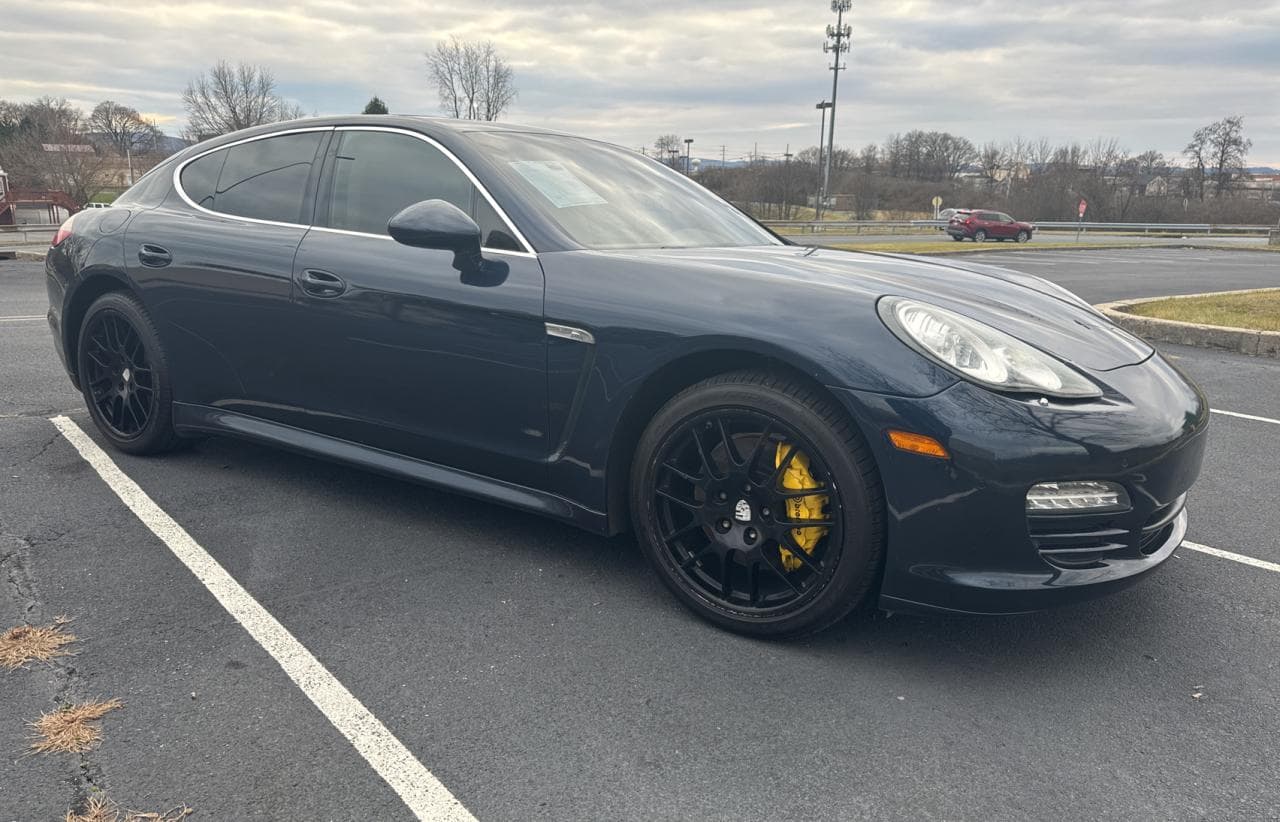 2010 Porsche Panamera 4S