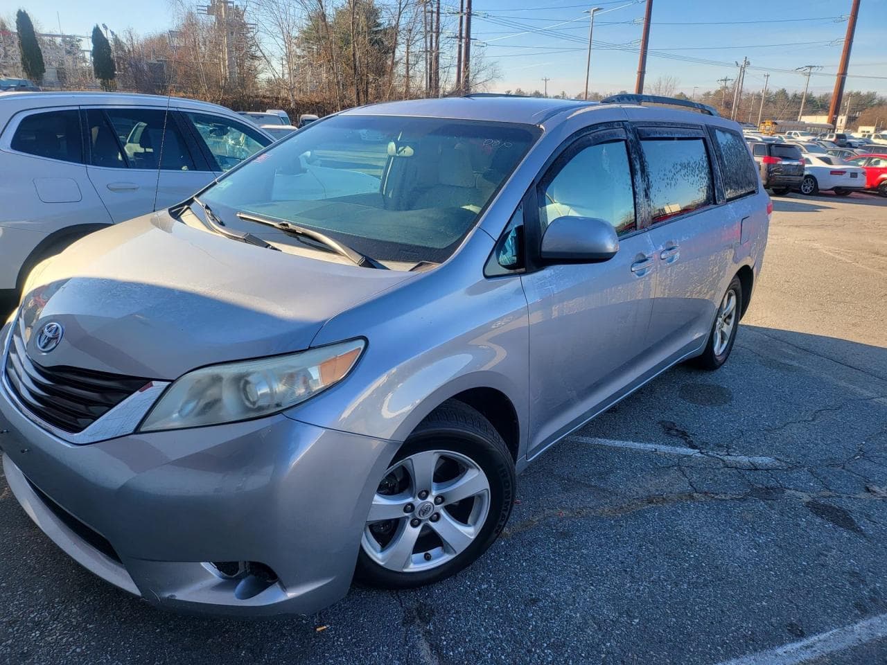2011 Toyota Sienna Le - foto 2