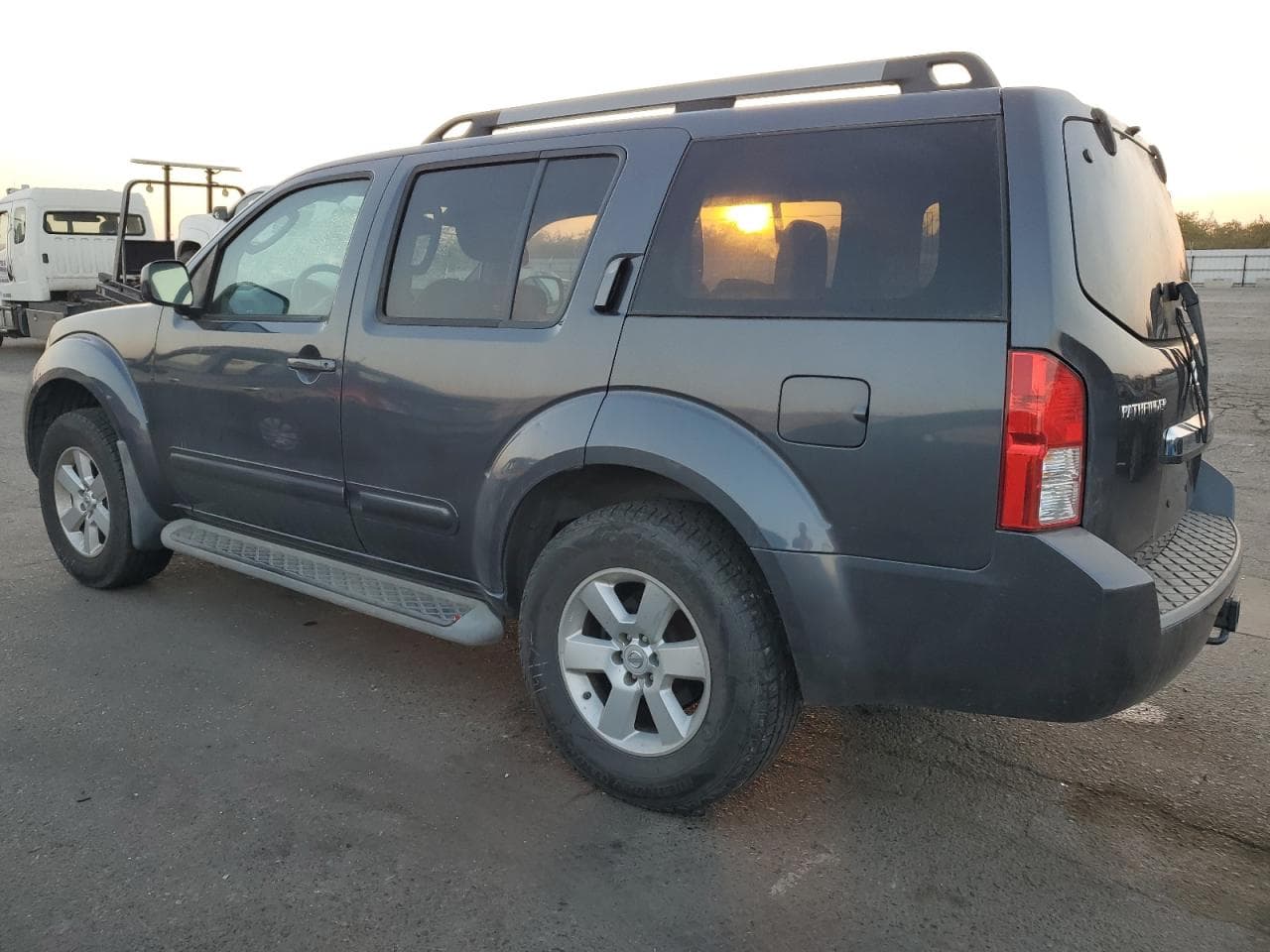 2012 Nissan Pathfinder S - foto 2