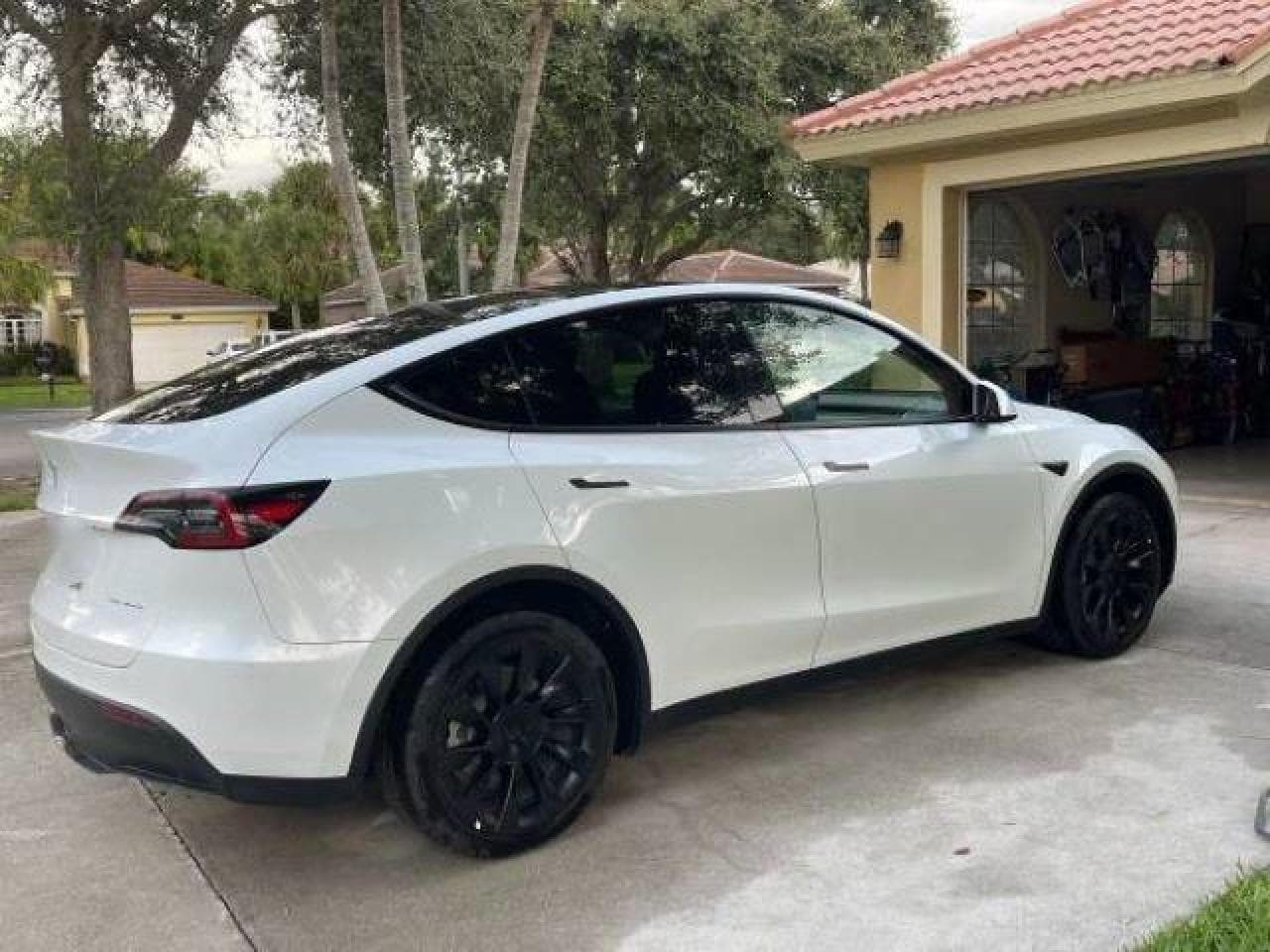 2022 Tesla Model Y - foto 4