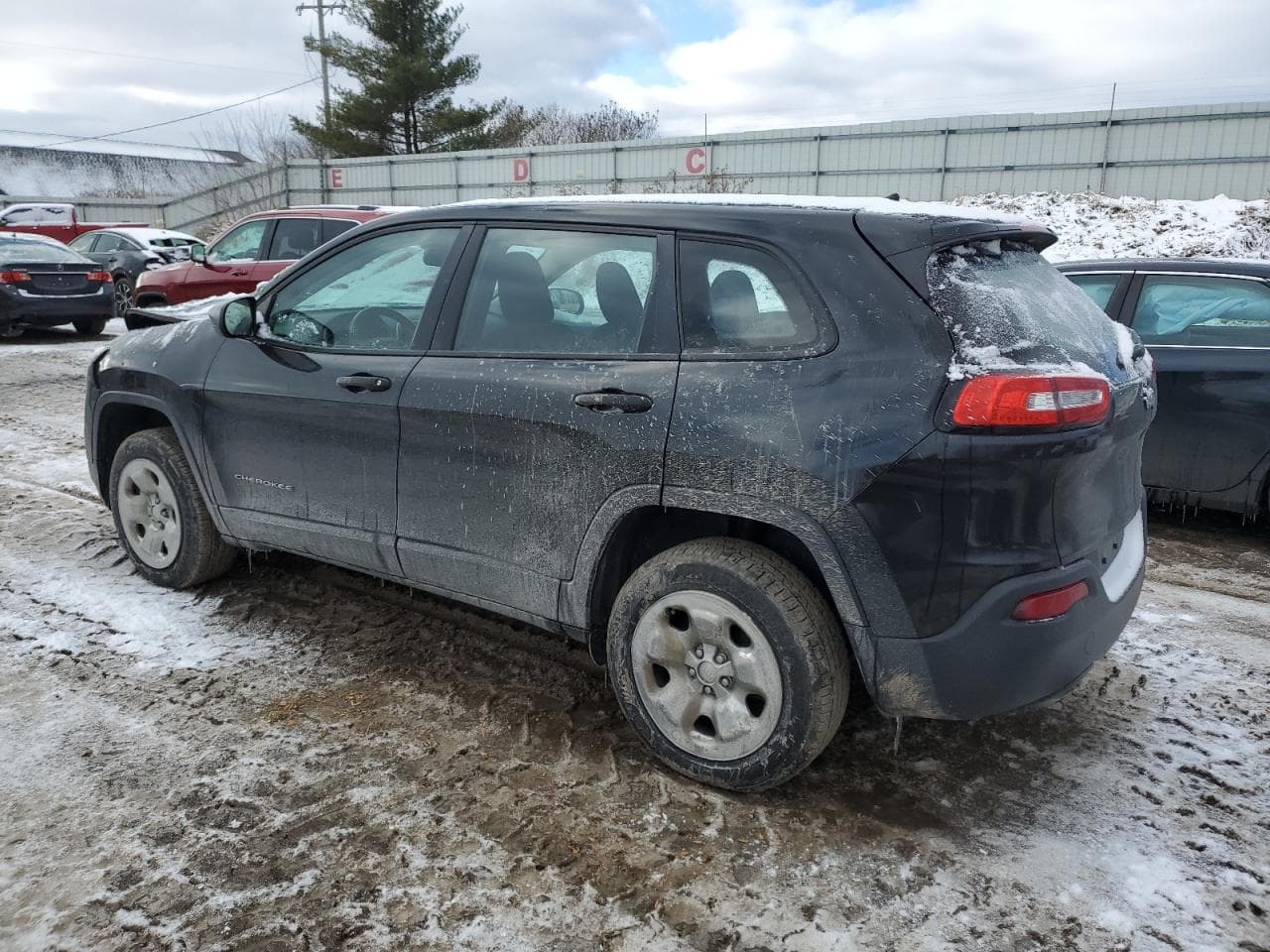 2016 Jeep Cherokee Sport - foto 2