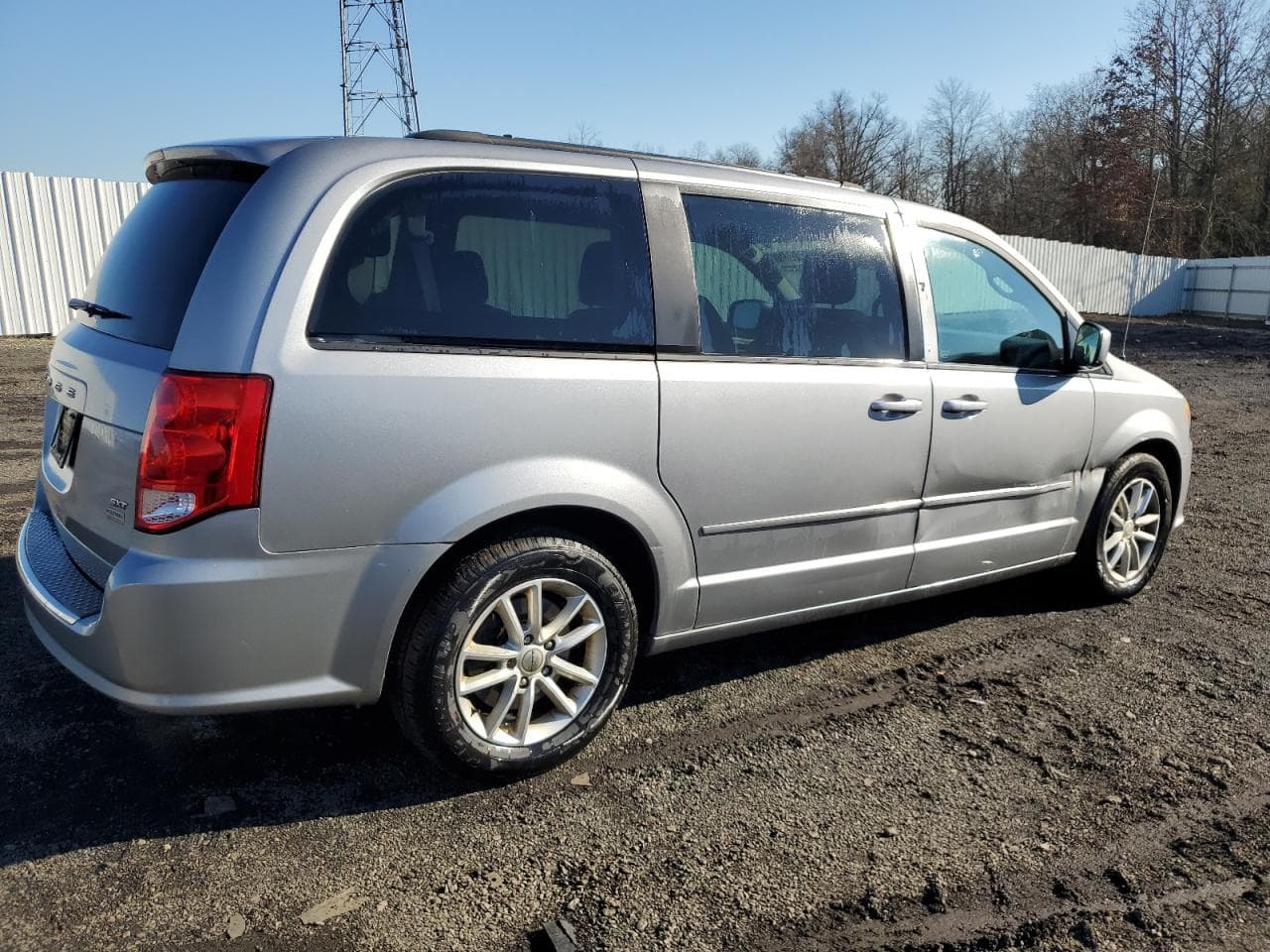 2015 Dodge Grand Caravan Sxt - foto 3