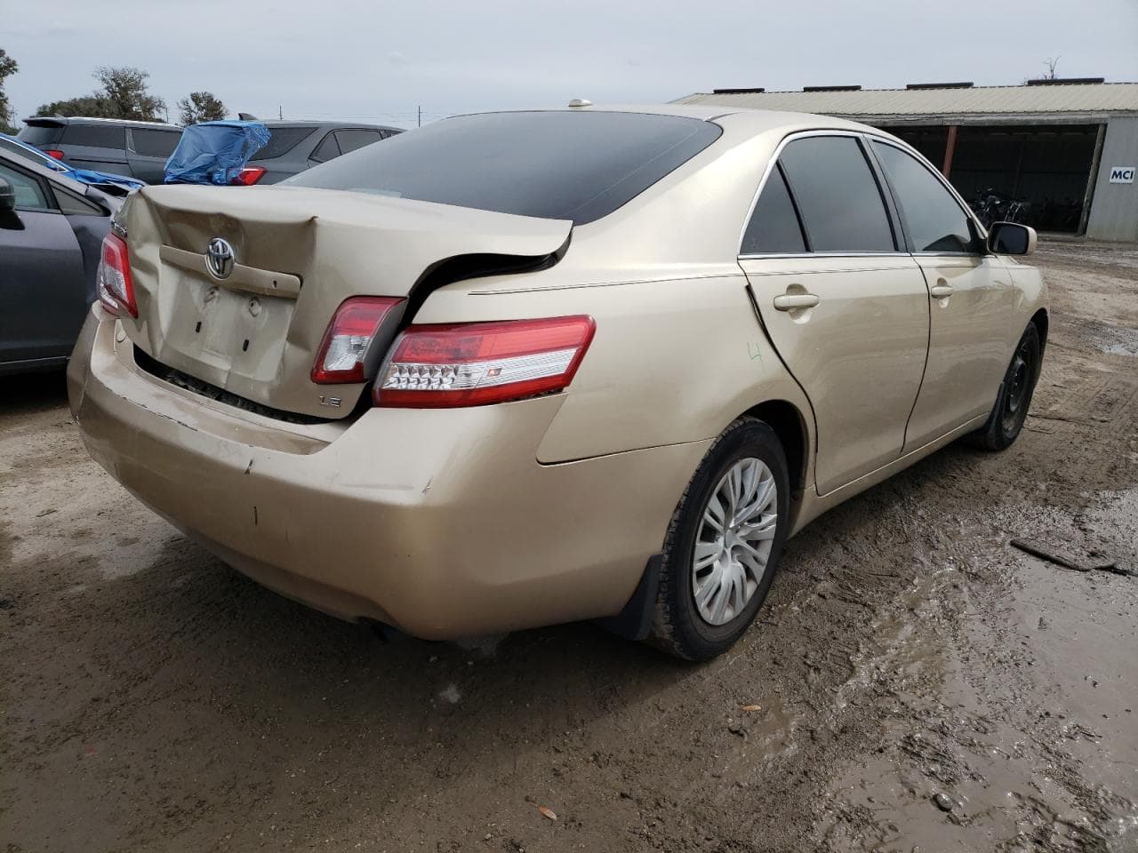 2011 Toyota Camry Base - foto 3