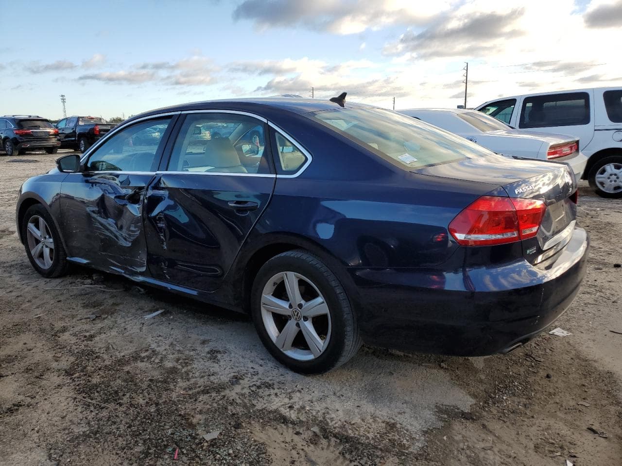2013 Volkswagen Passat 2.5L Se - foto 2