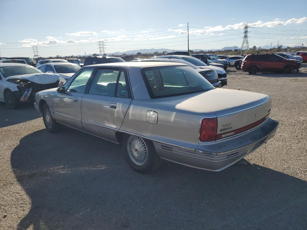 1996 Oldsmobile 98 Regency Elite - foto 2