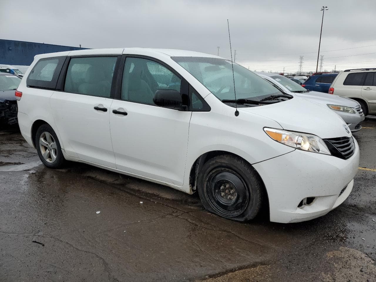 2013 Toyota Sienna - foto 3