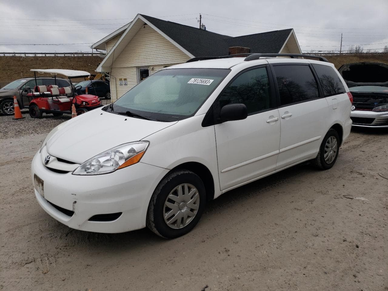 2010 Toyota Sienna Le 8-Passenger