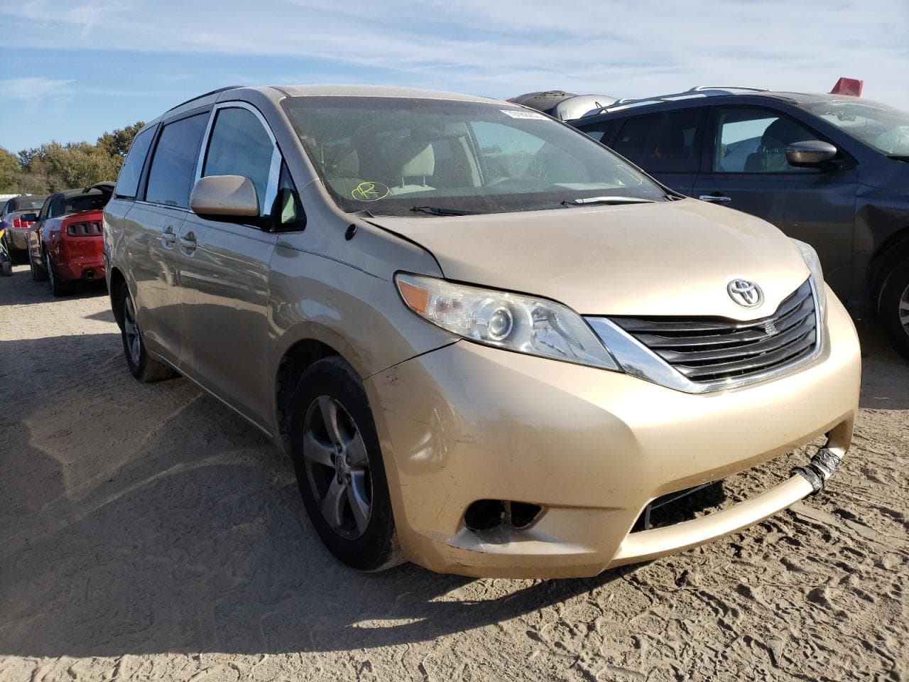 2013 Toyota Sienna Le - foto 4