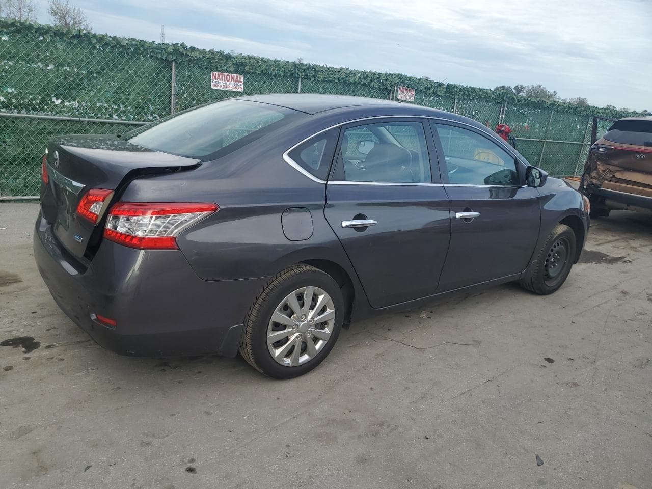 2014 Nissan Sentra S - foto 3