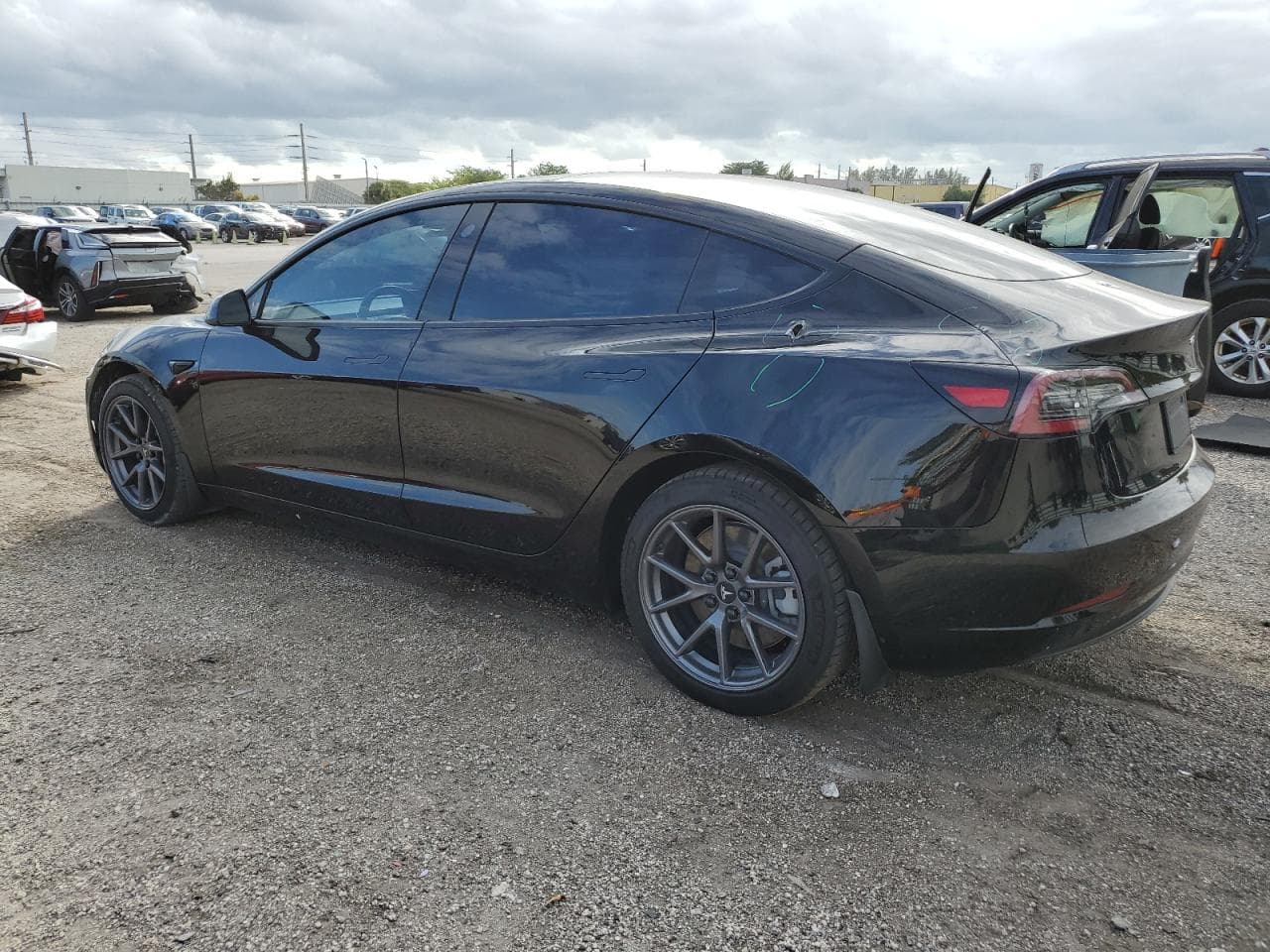 2021 Tesla Model 3 - foto 2