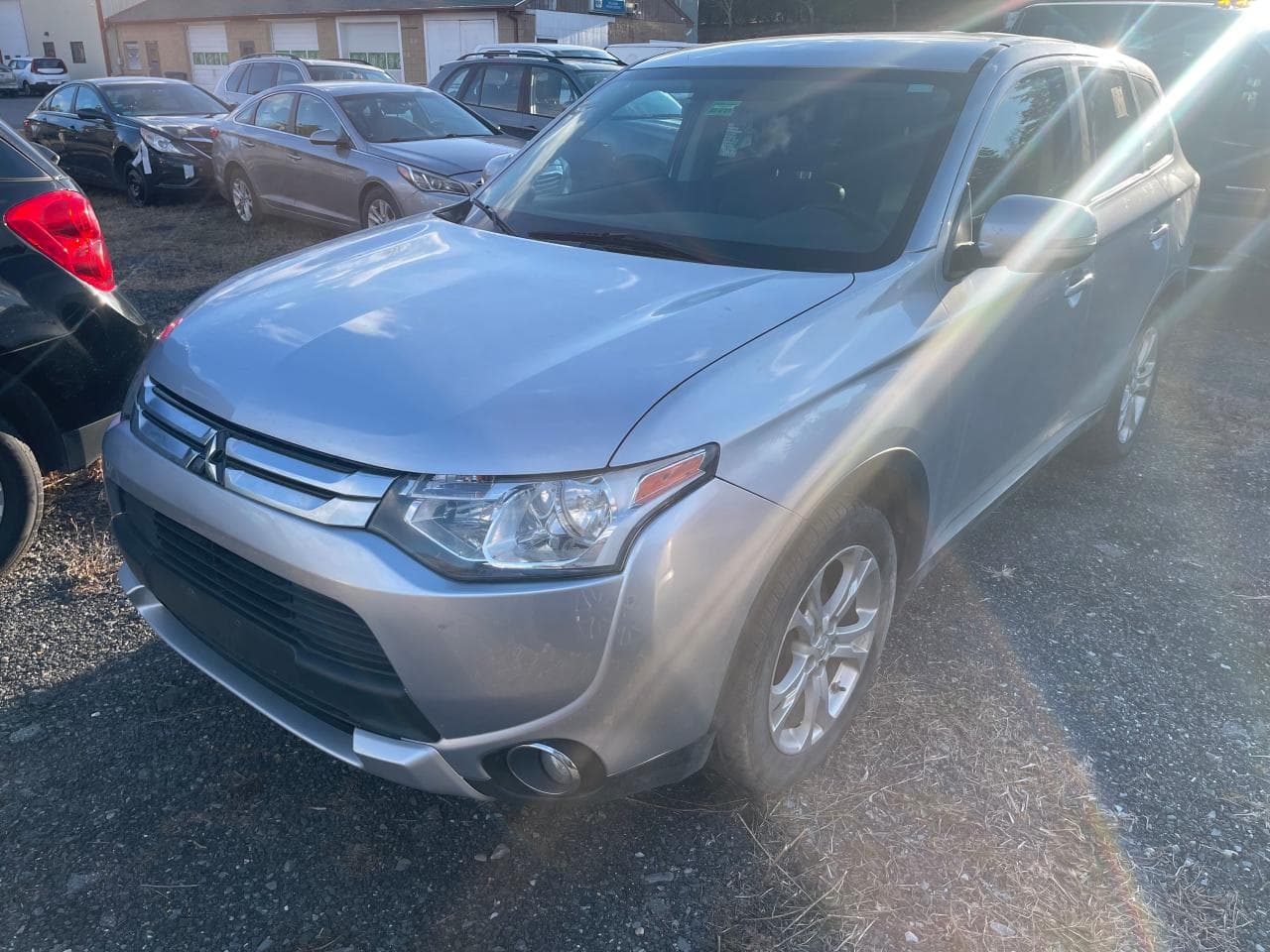 2015 Mitsubishi Outlander Se - foto 2