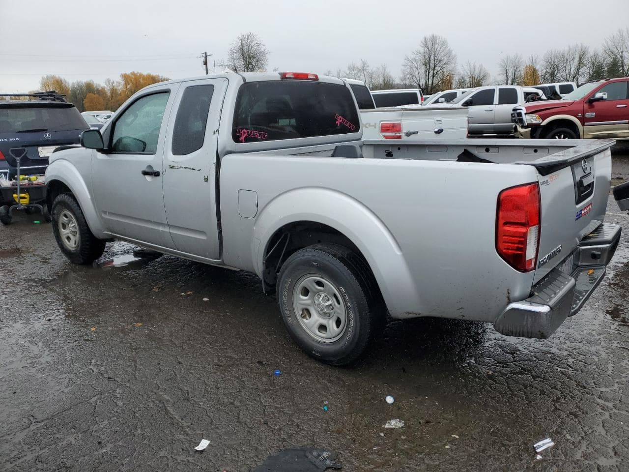 2015 Nissan Frontier S/Sv-I4 - foto 2