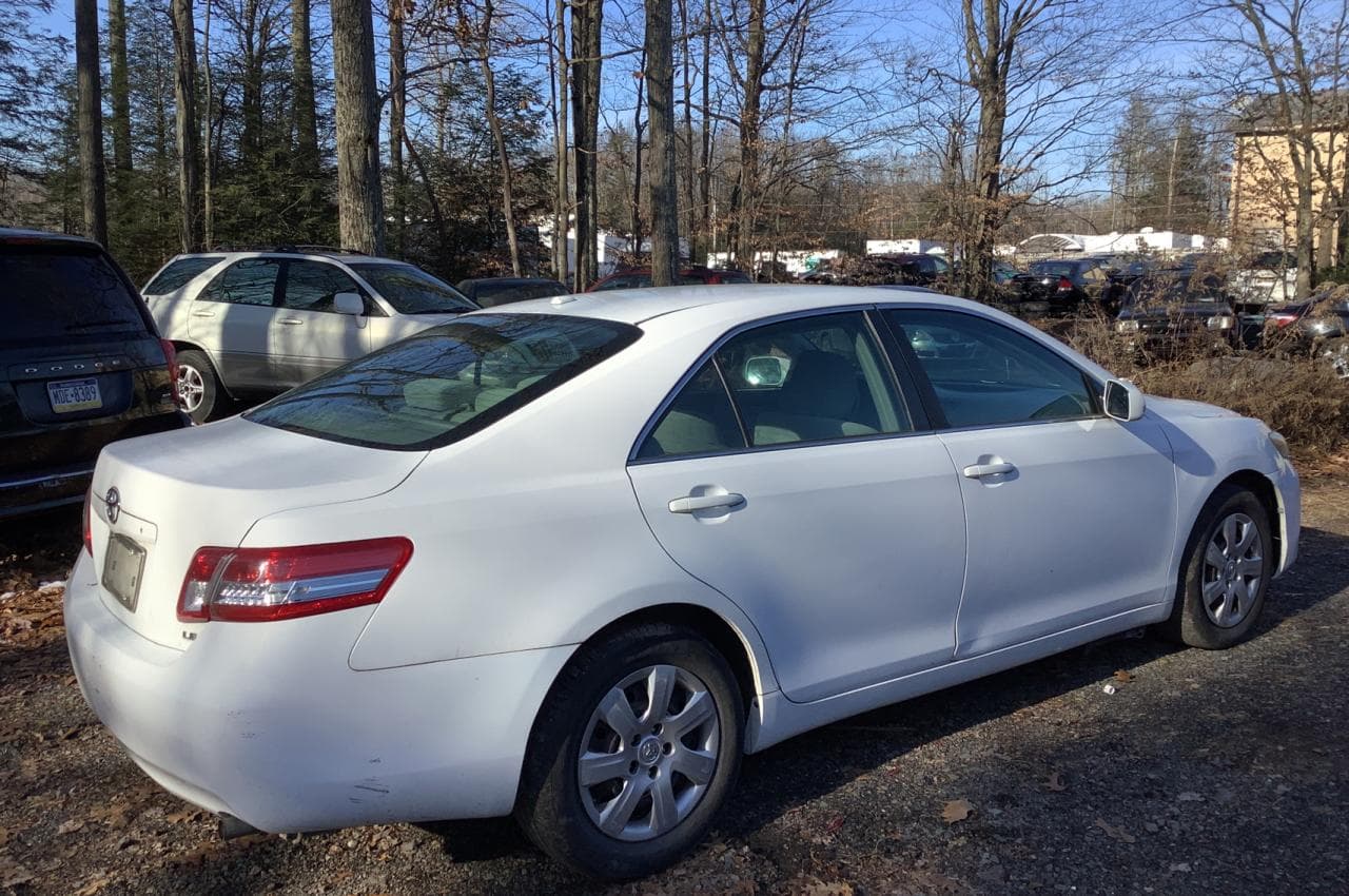 2010 Toyota Camry Le - foto 4