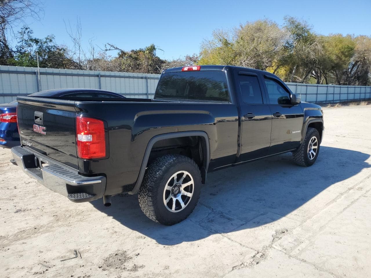 2015 GMC Sierra C1500 - foto 3