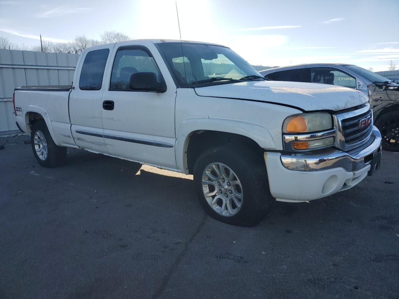 2003 GMC New Sierra K1500 - foto 4