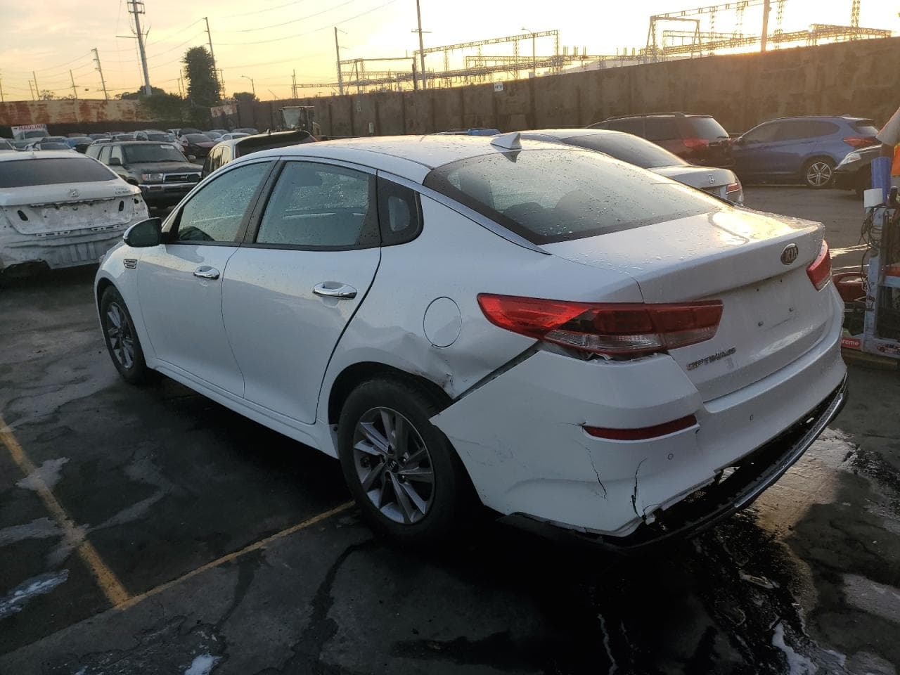 2020 Kia Optima Lx - foto 2