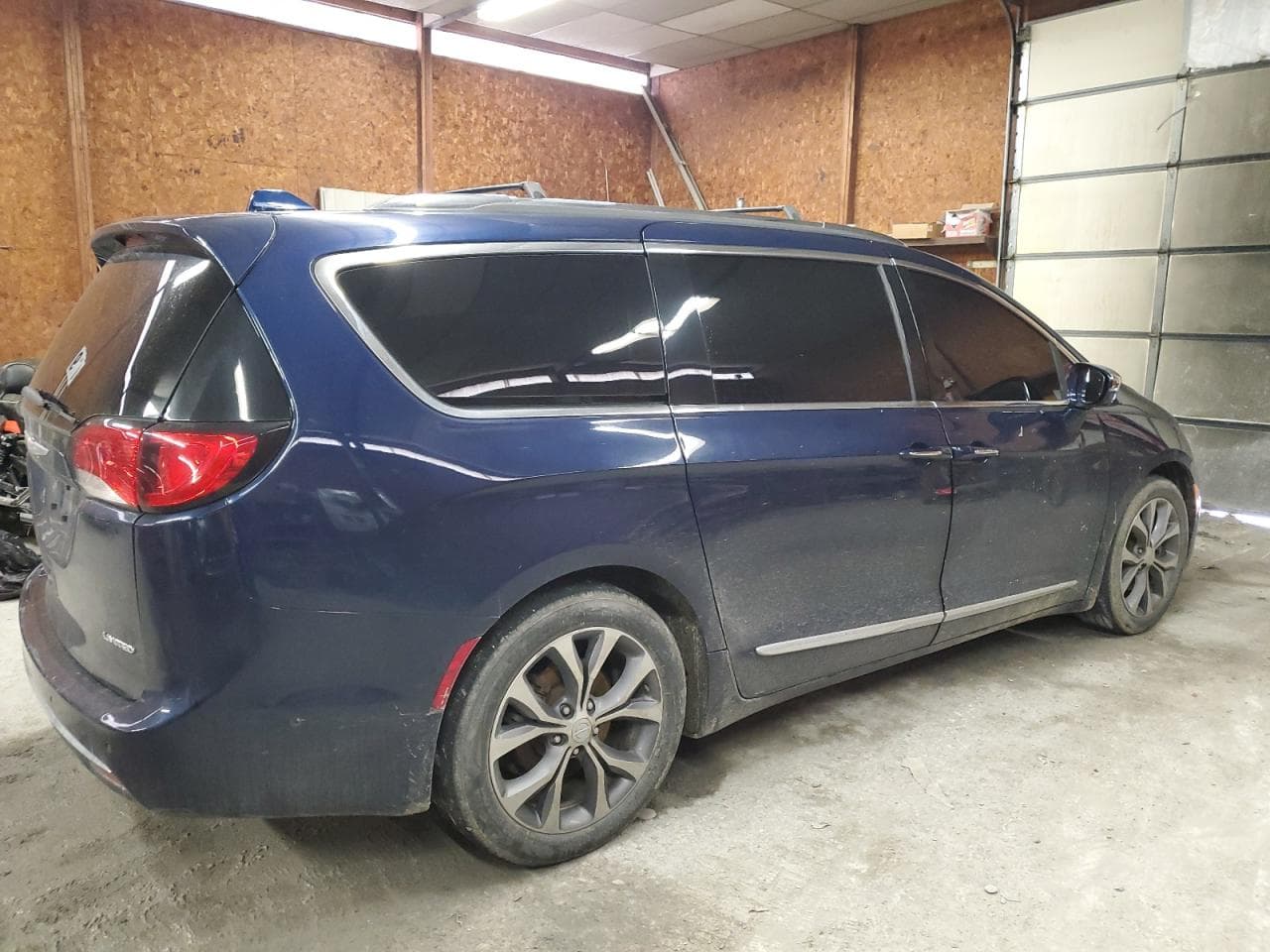 2017 Chrysler Pacifica Limited - foto 3