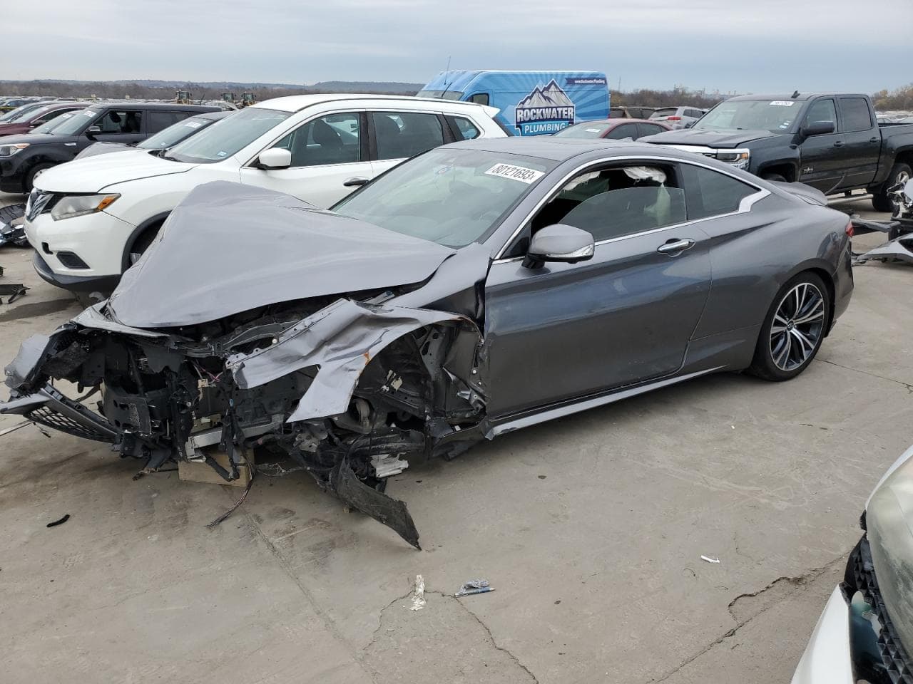 2021 Infiniti Q60 Luxe