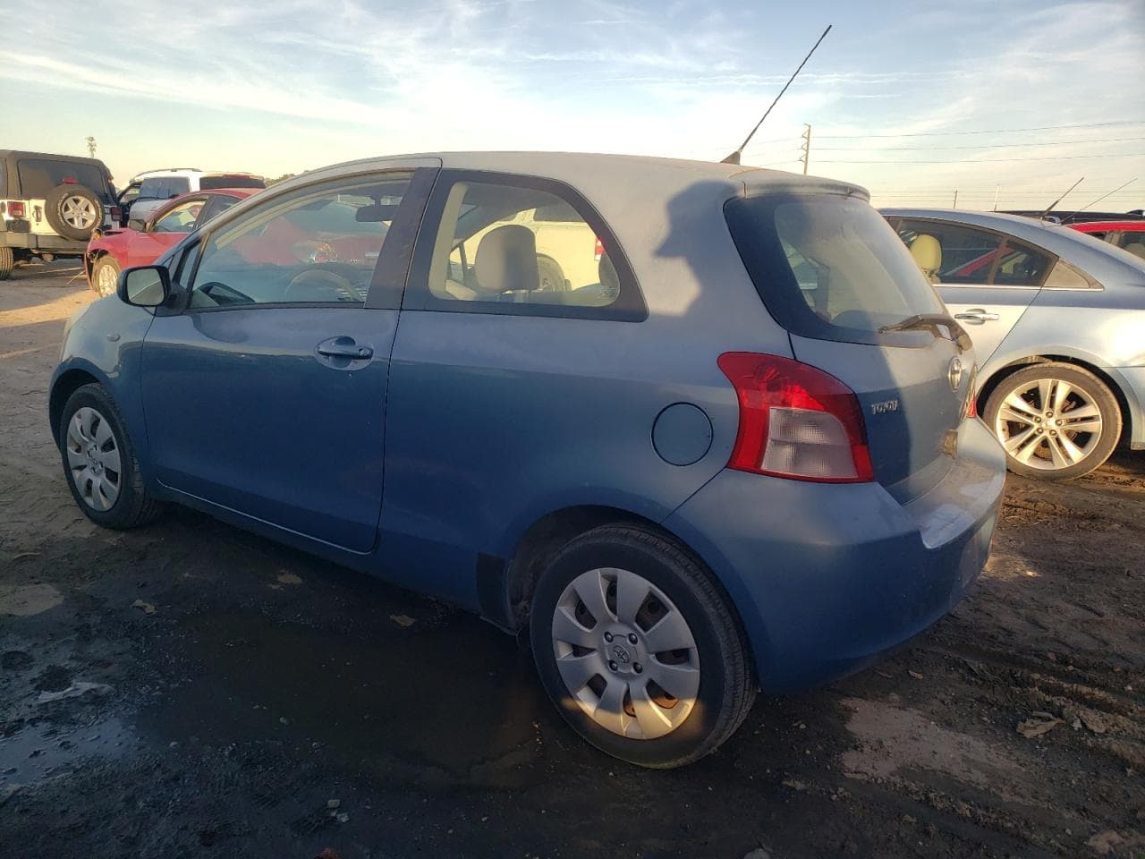 2008 Toyota Yaris - foto 2