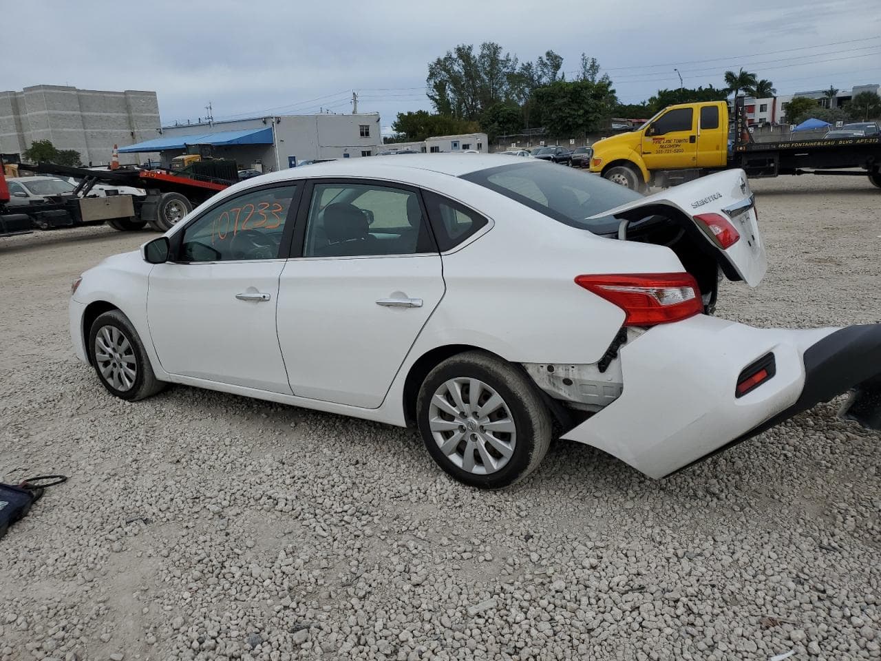 2016 Nissan Sentra S - foto 2
