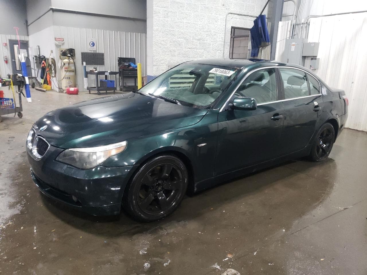 2004 BMW 525I