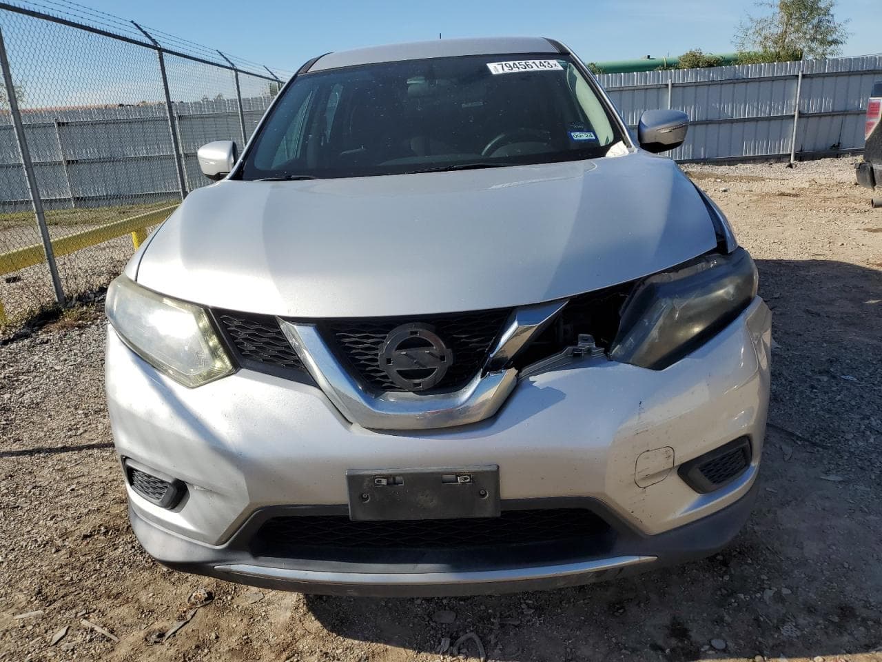 2015 Nissan Rogue S - foto 2