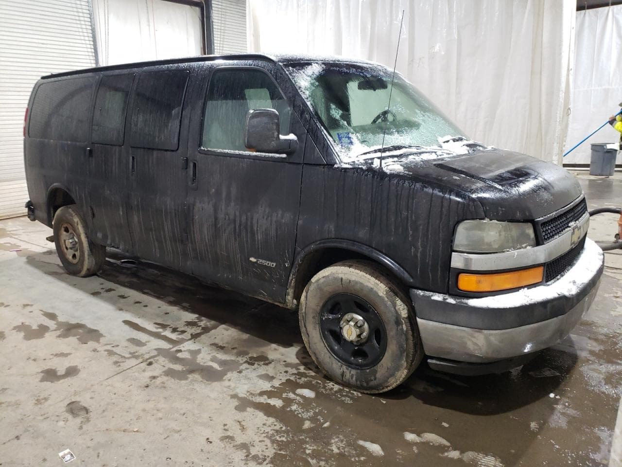 2003 Chevrolet Express G2500 - foto 4
