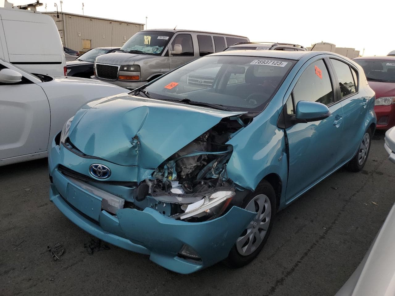 2013 Toyota Prius c z USA