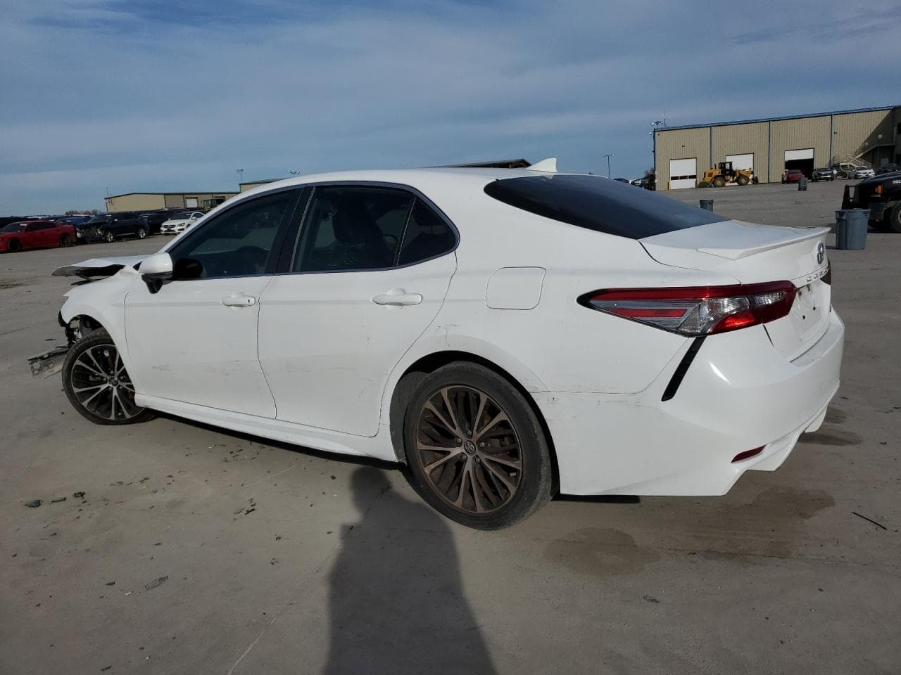 2019 Toyota Camry Se - foto 2