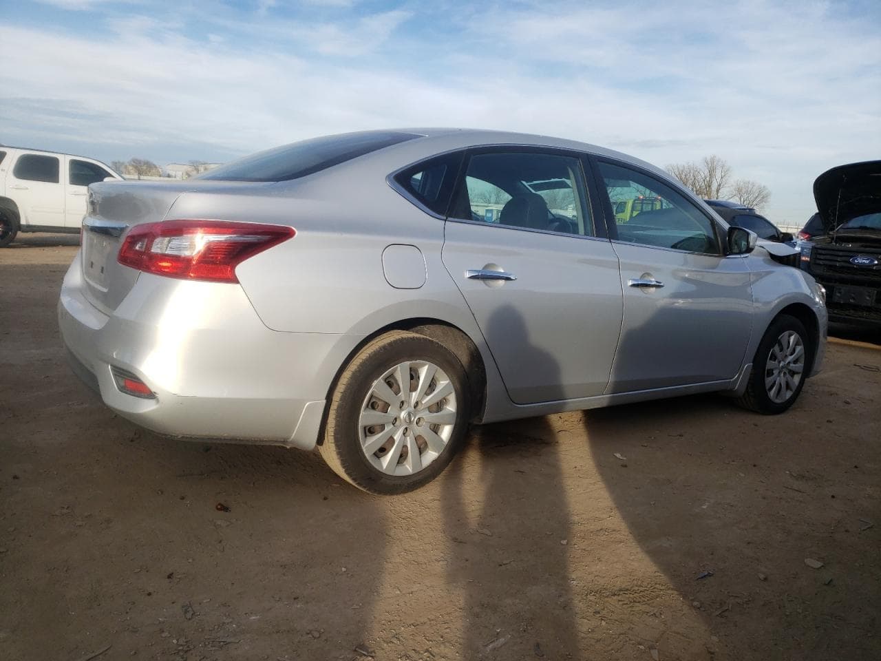 2018 Nissan Sentra S - foto 3