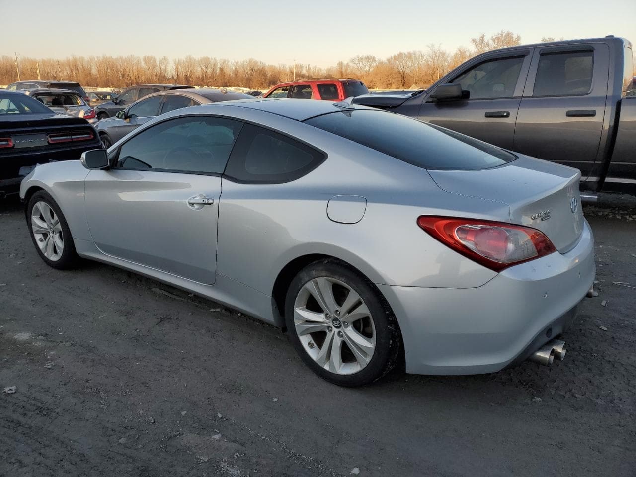 2012 Hyundai Genesis Coupe 3.8L - foto 2