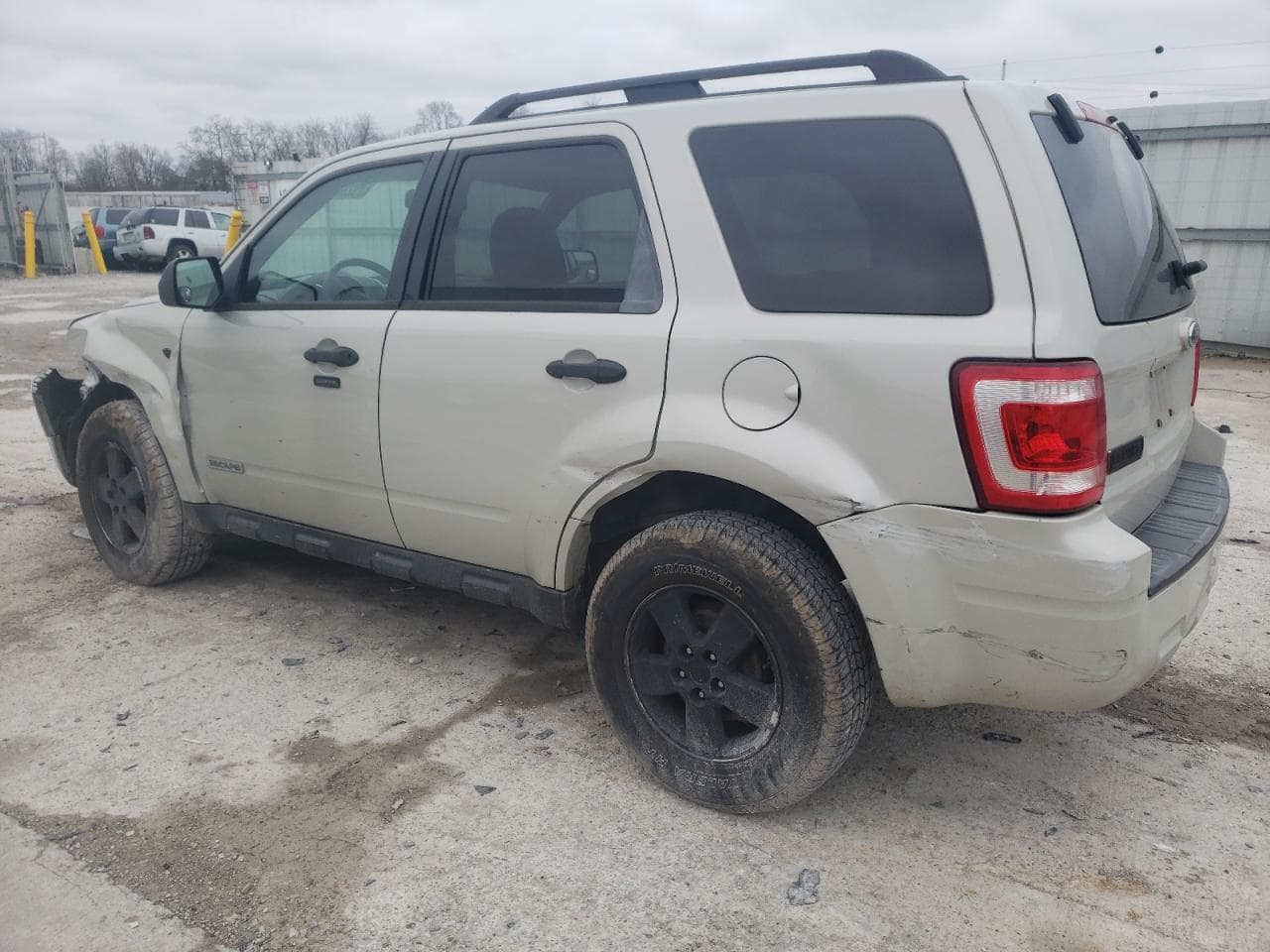 2008 Ford Escape Xlt - foto 2