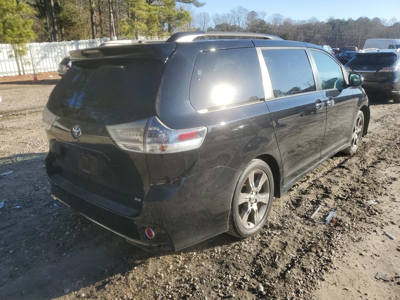 2015 Toyota Sienna Sport - foto 3