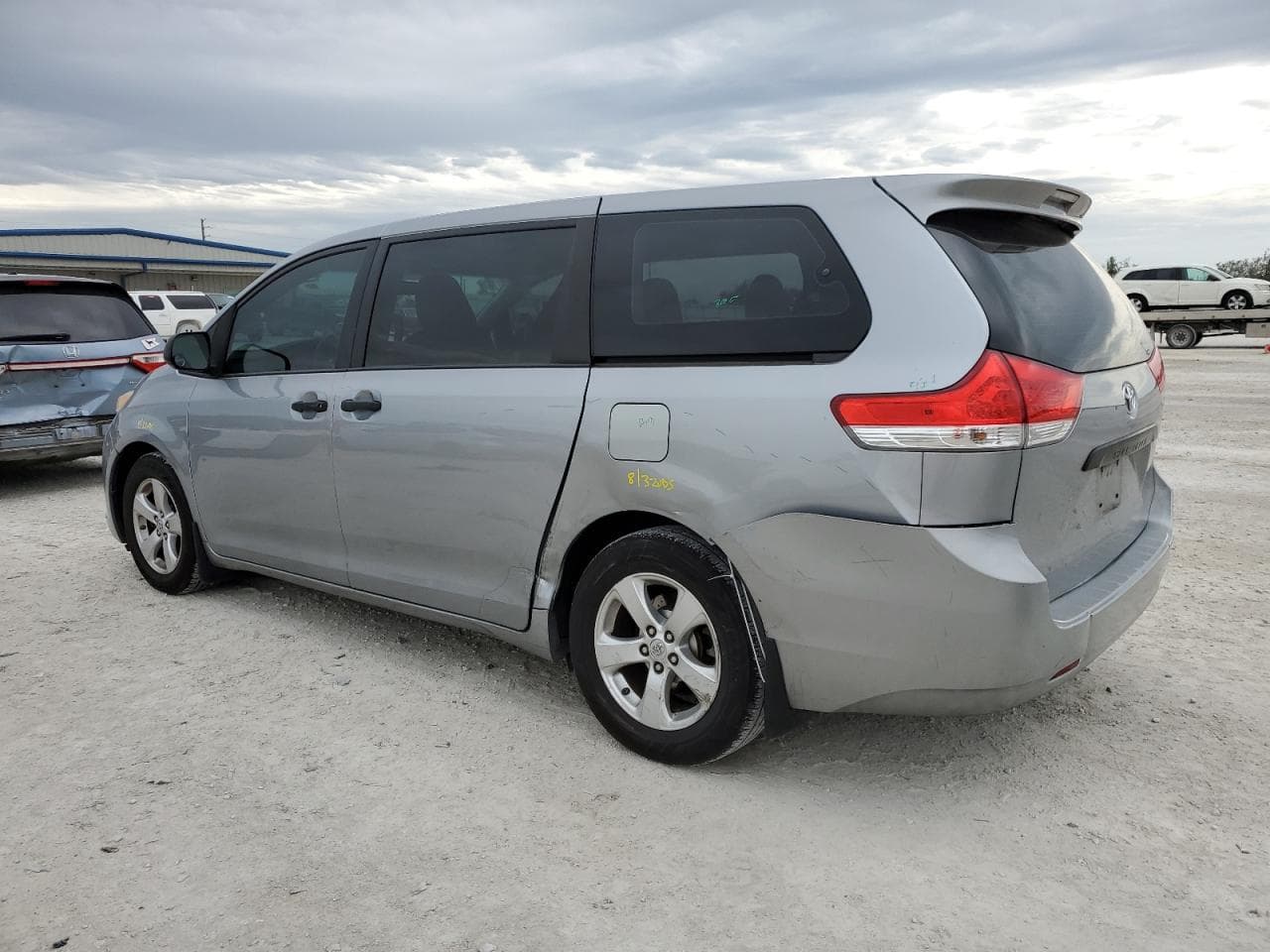 2013 Toyota Sienna - foto 2